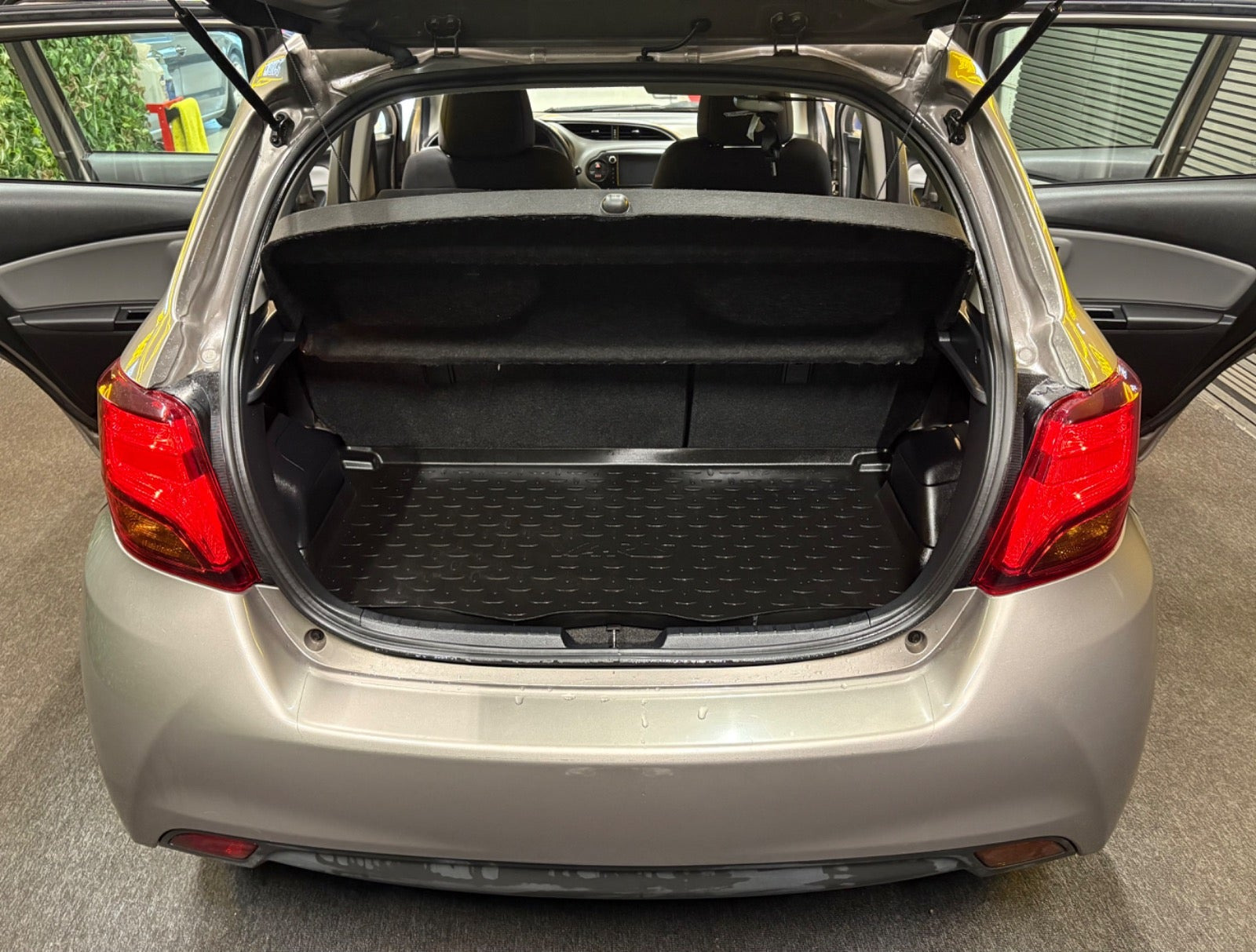 undefined Toyota Yaris fra 2015