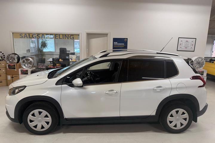 Hvid Peugeot 2008 fra 2017