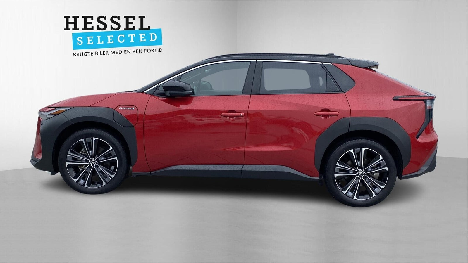 Rød Toyota BZ4X fra 2023