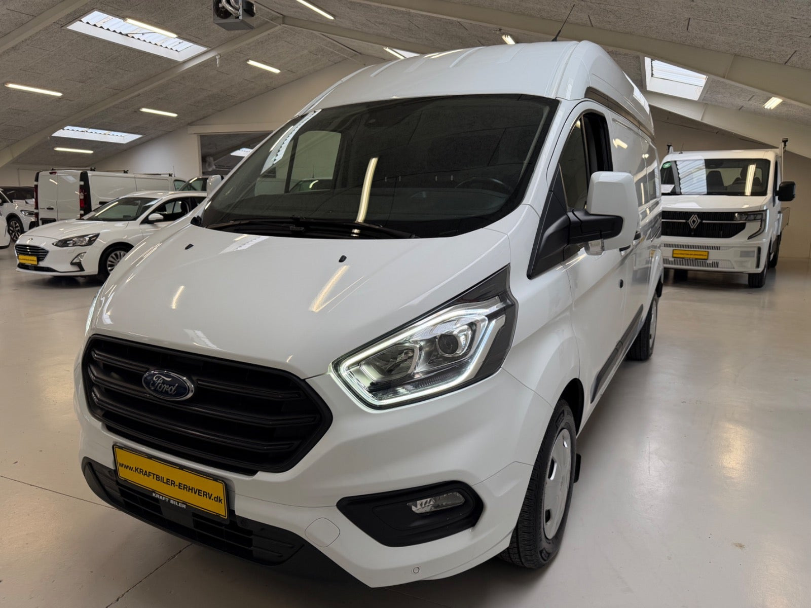 Hvid Ford Transit Custom 300 L2 fra 2018