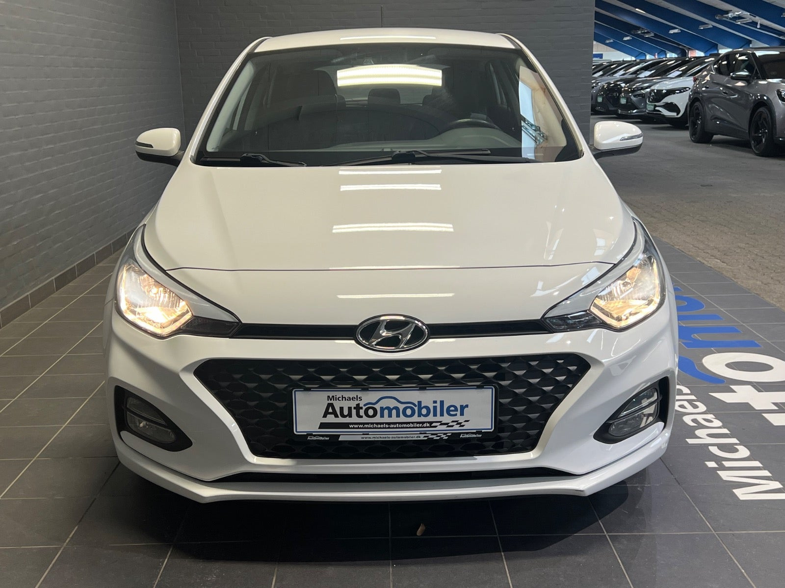 Hvid Hyundai i20 fra 2019