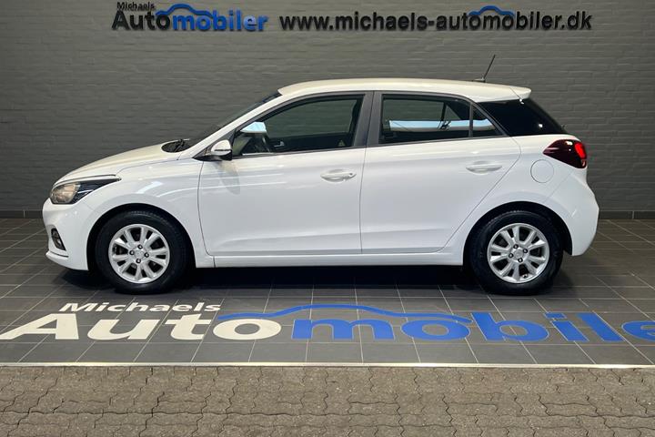 Hvid Hyundai i20 fra 2019