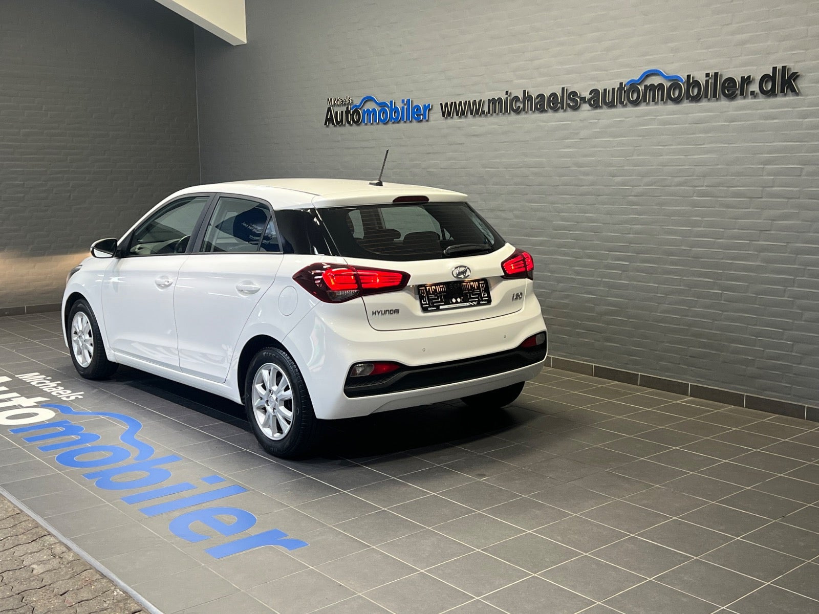 Hvid Hyundai i20 fra 2019