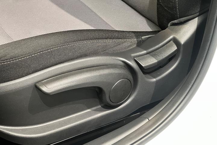 Hvid Hyundai i20 fra 2019
