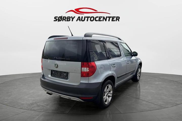 Blå Skoda Yeti fra 2010