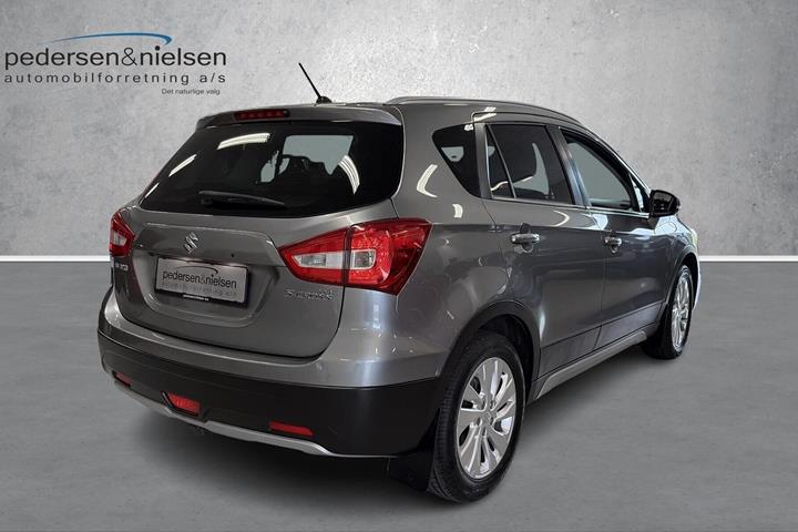 Sort Suzuki S-Cross fra 2019