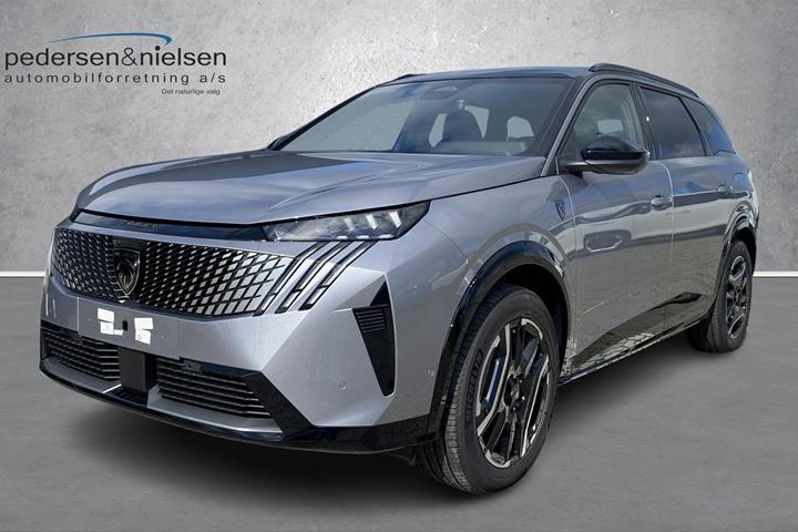 Grå Peugeot e-5008 fra 2026