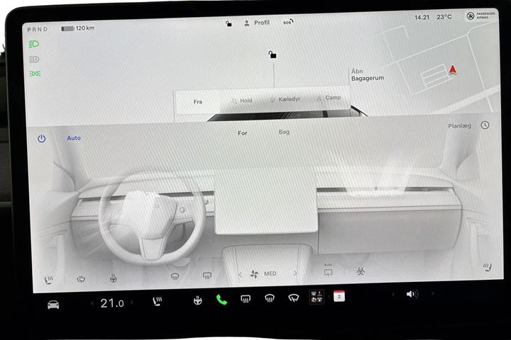 Sort Tesla Model Y fra 2022