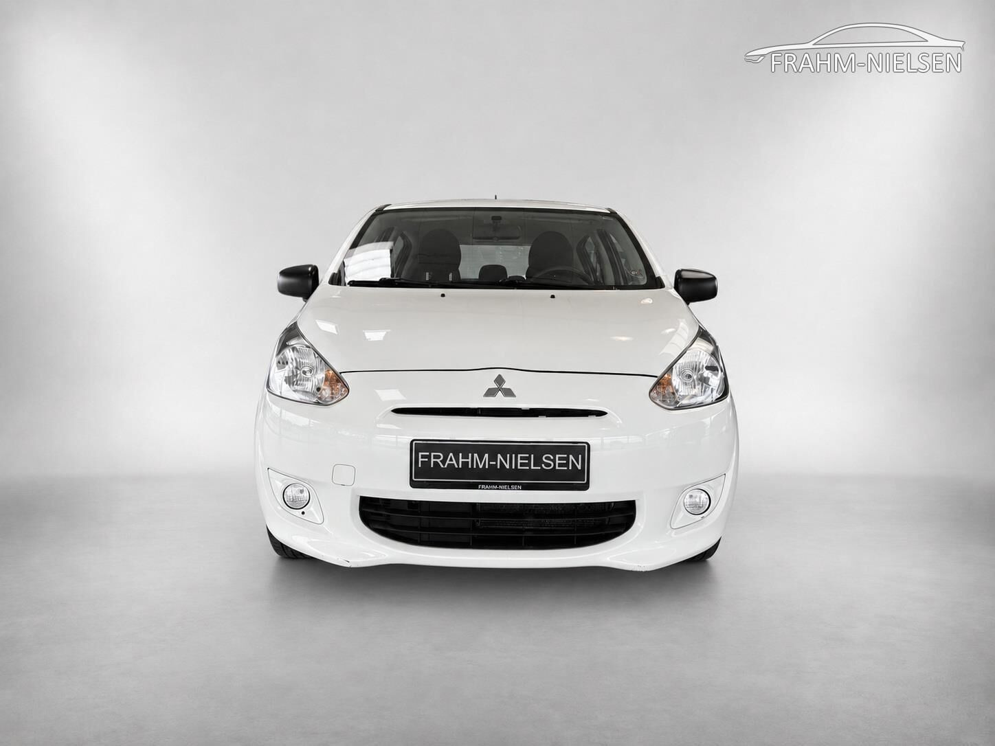 Hvid Mitsubishi Space Star fra 2015