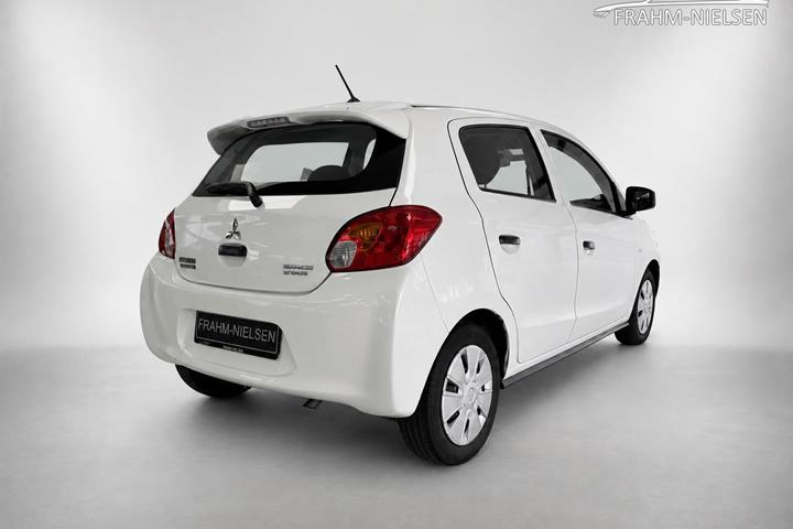 Hvid Mitsubishi Space Star fra 2015