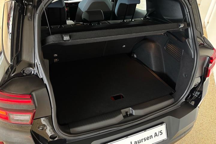 Sort Opel Frontera fra 2025