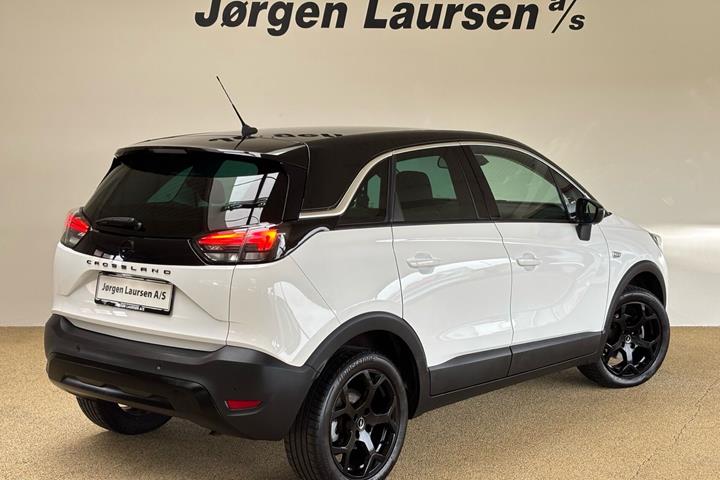 Hvid Opel Crossland fra 2023