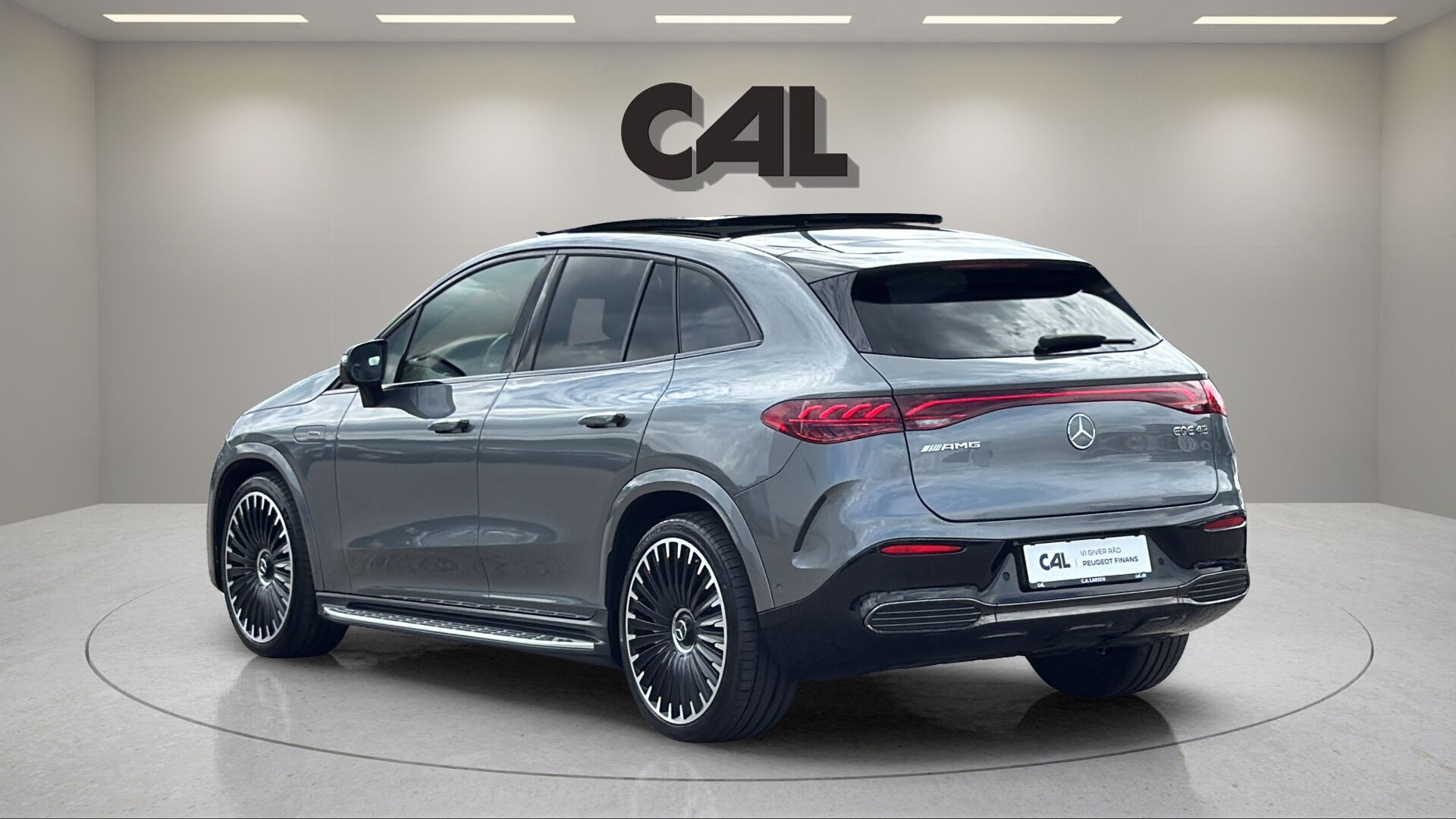 Grå Mercedes EQE 43 AMG fra 2024