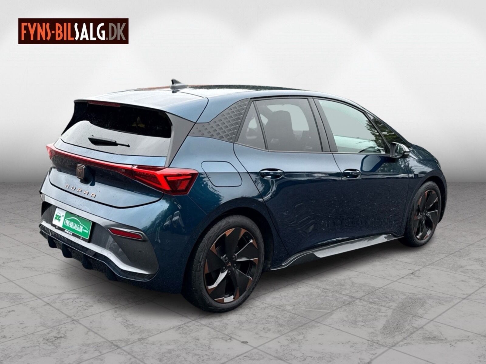 Blå Cupra Born fra 2024