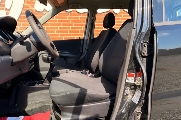 Sort Suzuki Ignis fra 2005