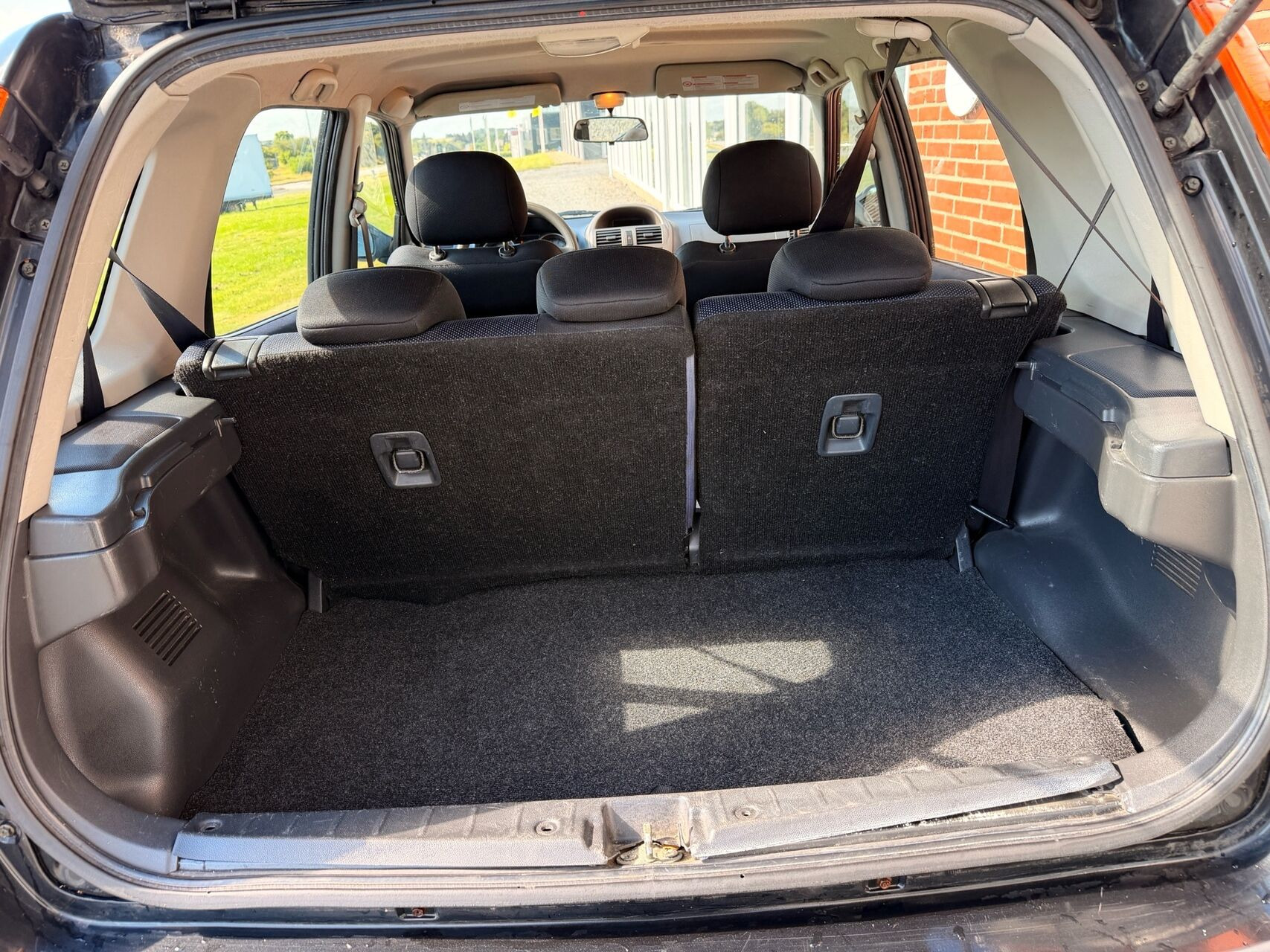 Sort Suzuki Ignis fra 2005