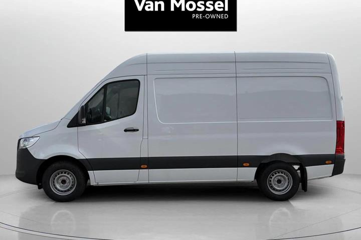 Hvid Mercedes Sprinter fra 2026