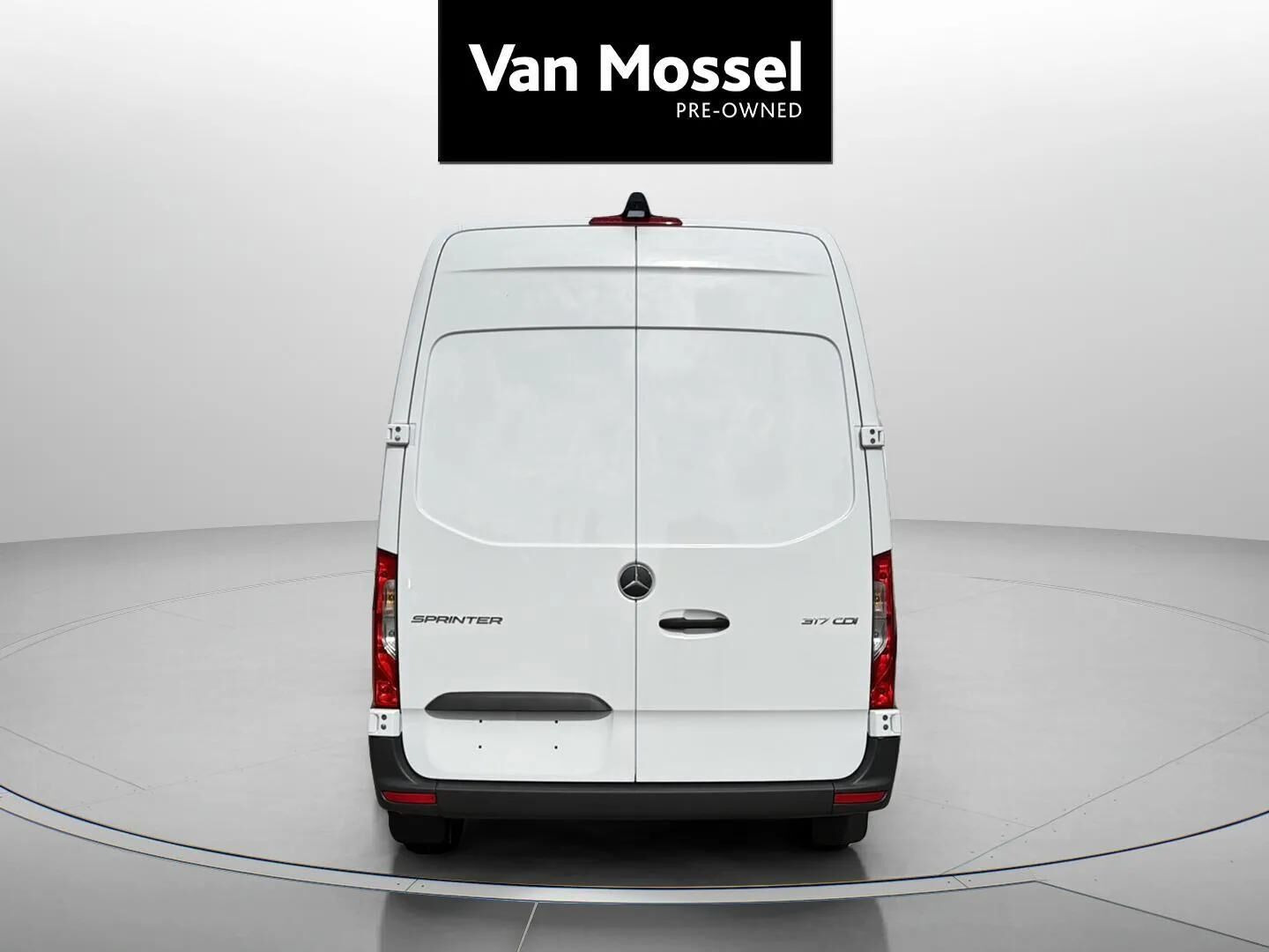 Hvid Mercedes Sprinter fra 2026