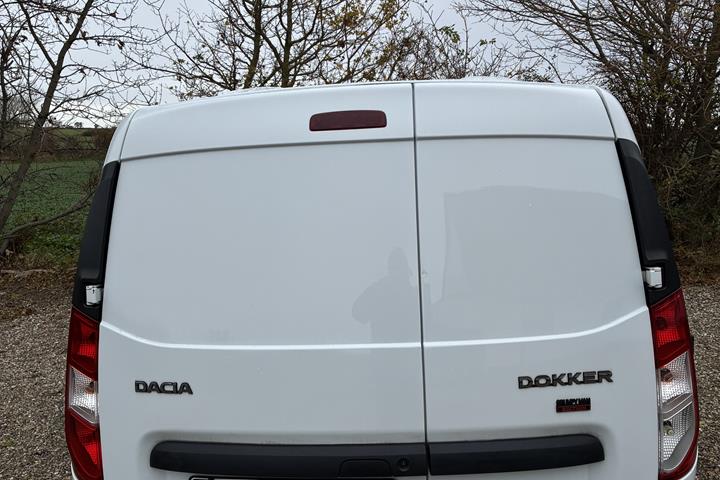 Hvid Dacia Dokker fra 2017