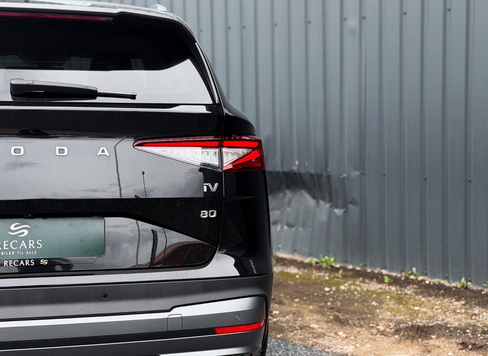 Sort Skoda Enyaq fra 2022