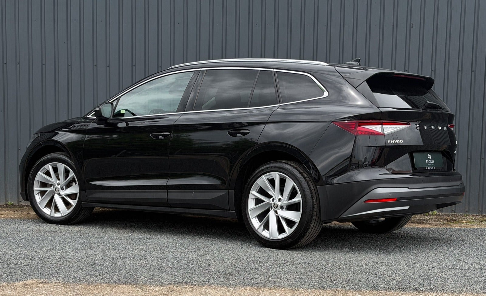 Sort Skoda Enyaq fra 2022