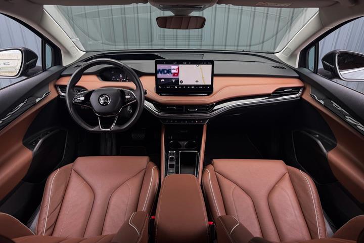 Sort Skoda Enyaq fra 2022