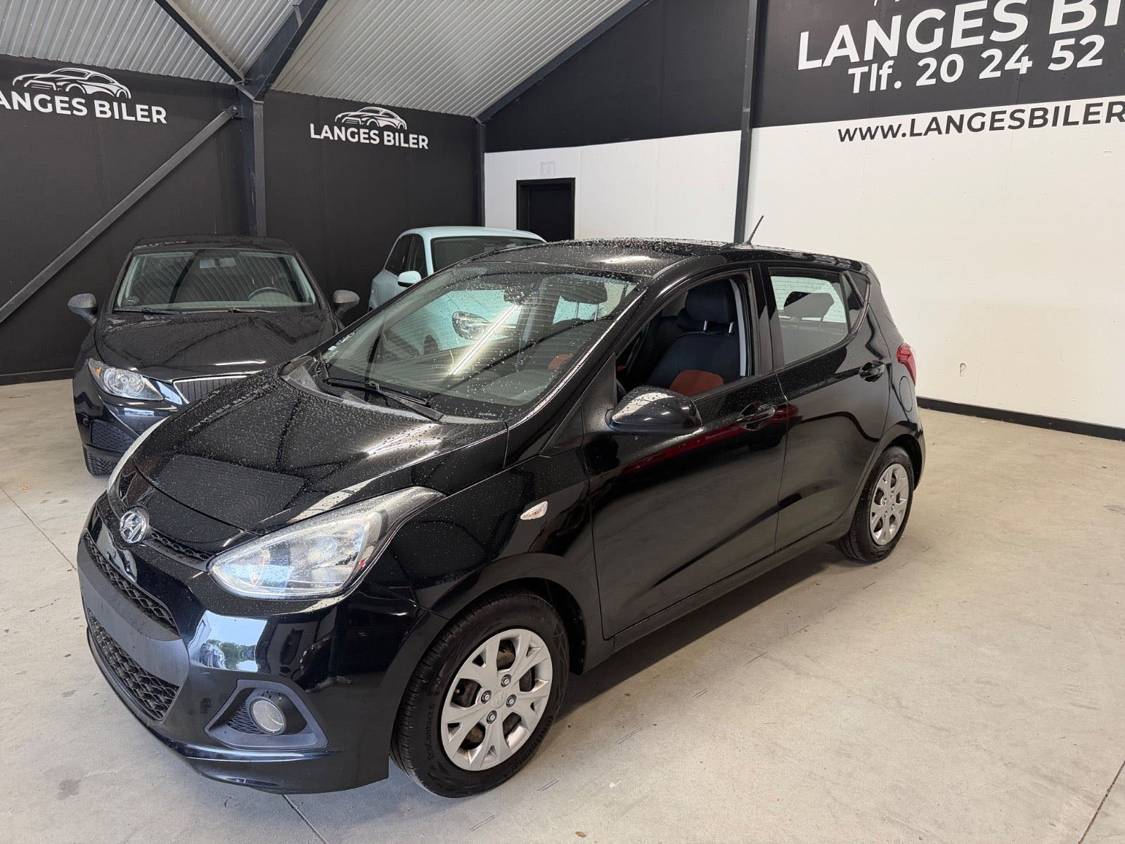 Sort Hyundai i10 fra 2014