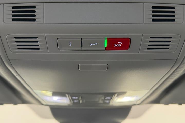 Sort Skoda Superb fra 2019