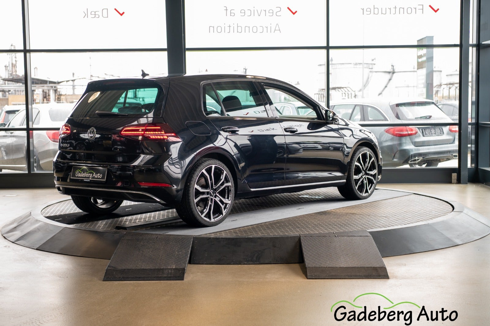 Sort VW e-Golf VII fra 2019