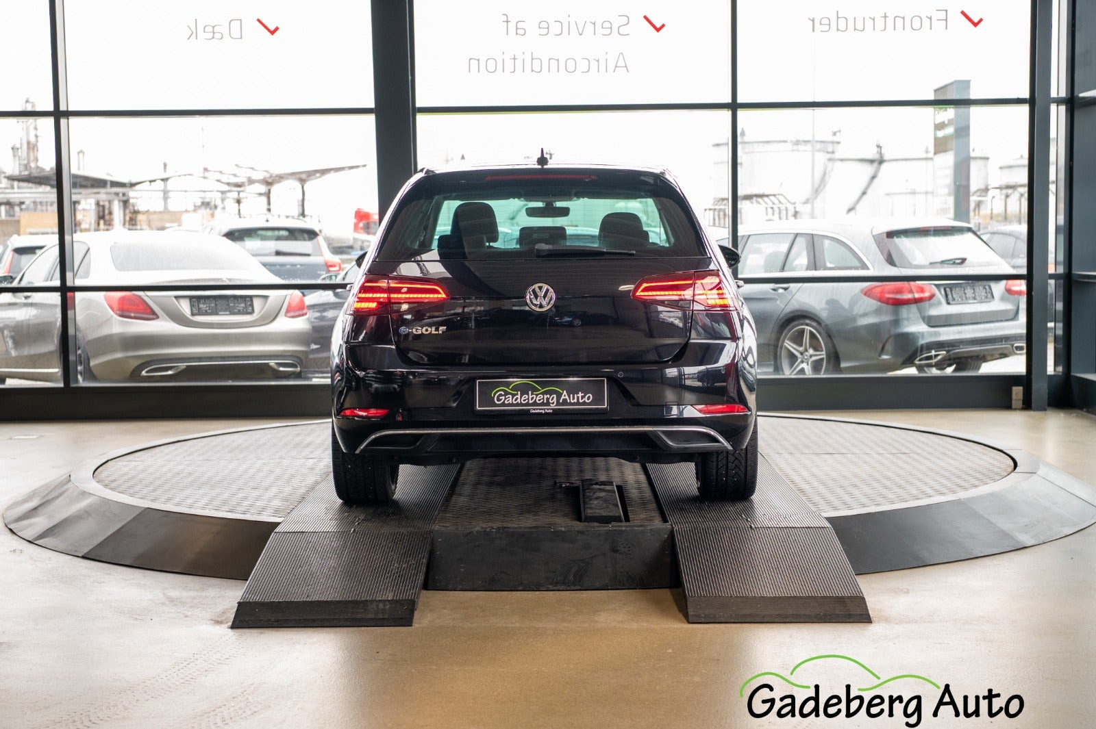 Sort VW e-Golf VII fra 2019