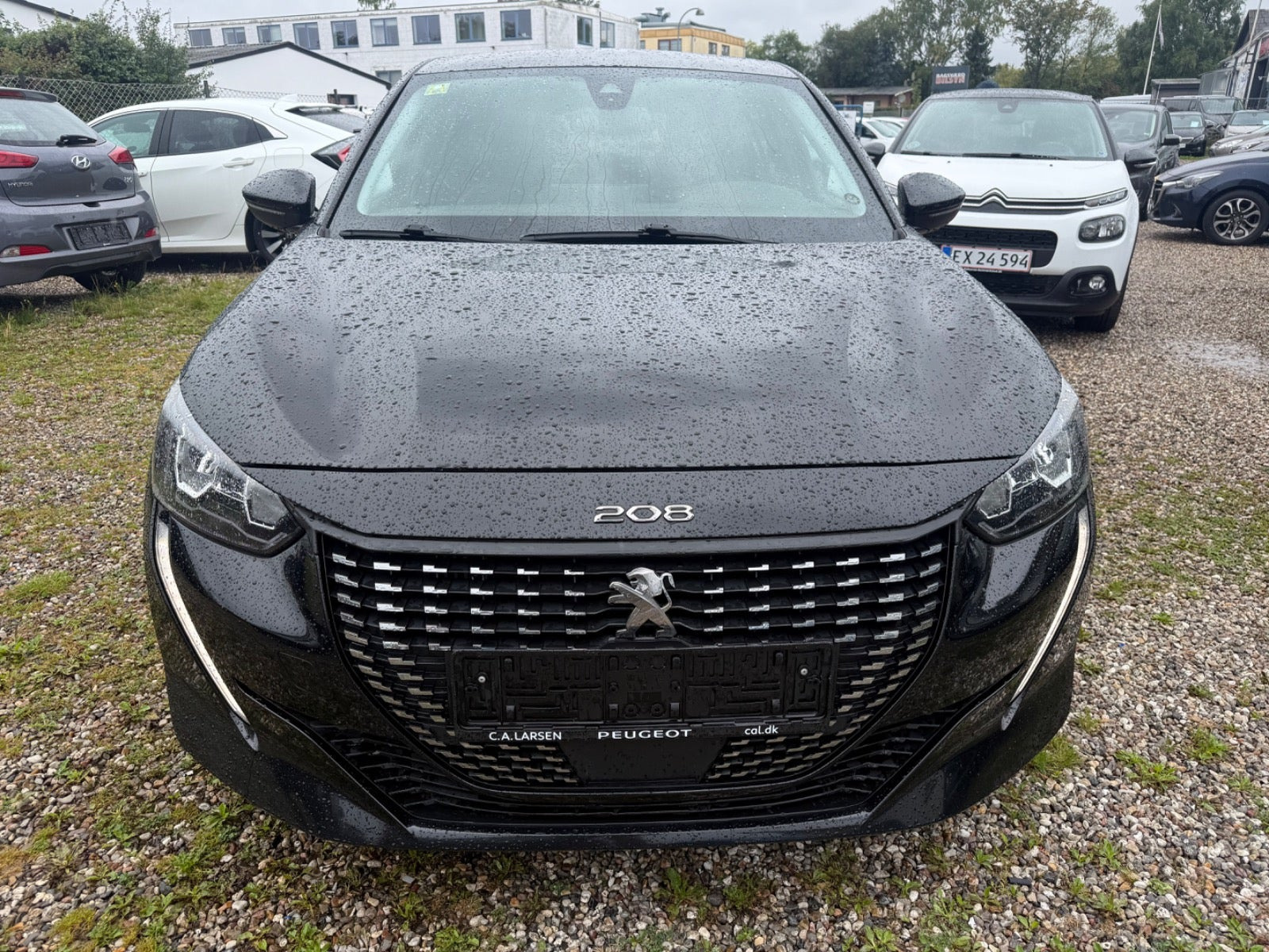 Sort Peugeot 208 fra 2020