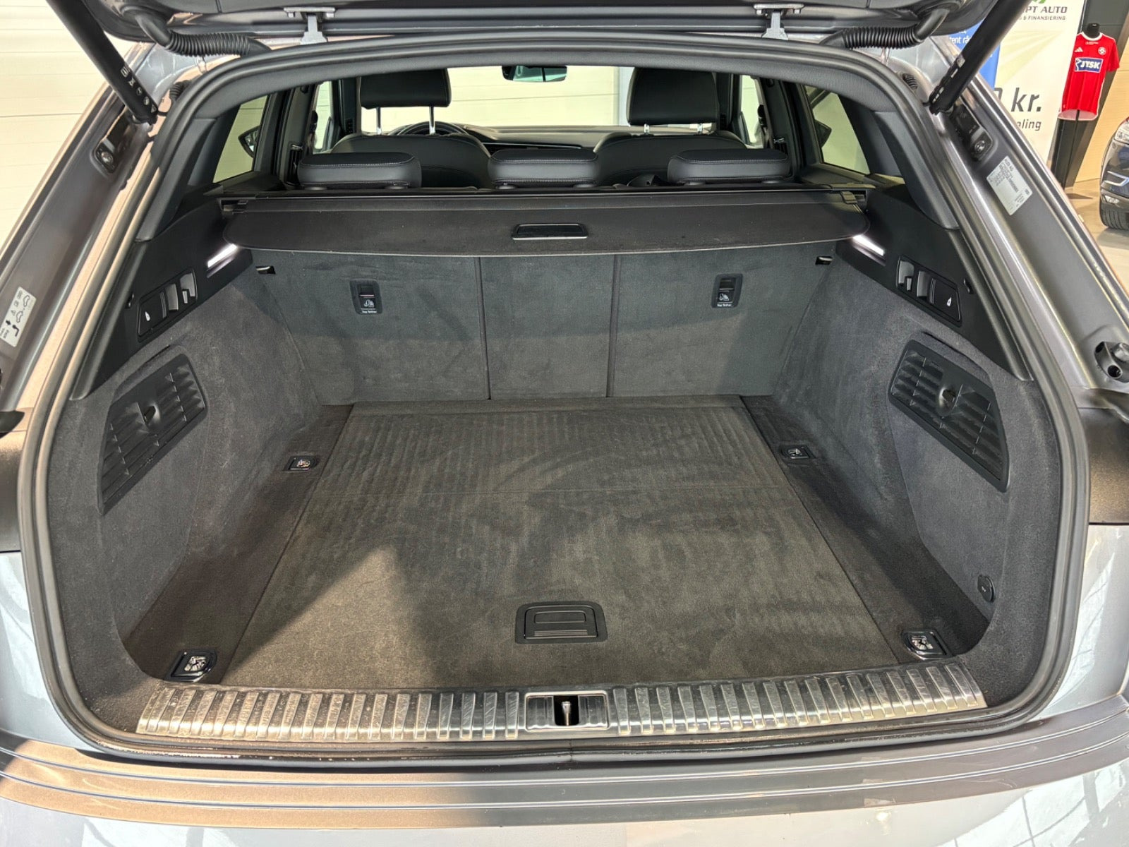 undefined Audi e-tron fra 2021