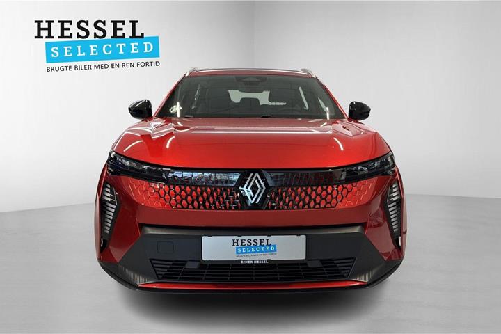 Rød Renault Scenic E-Tech fra 2024