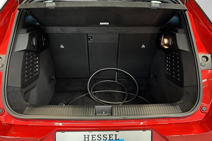 Rød Renault Scenic E-Tech fra 2024