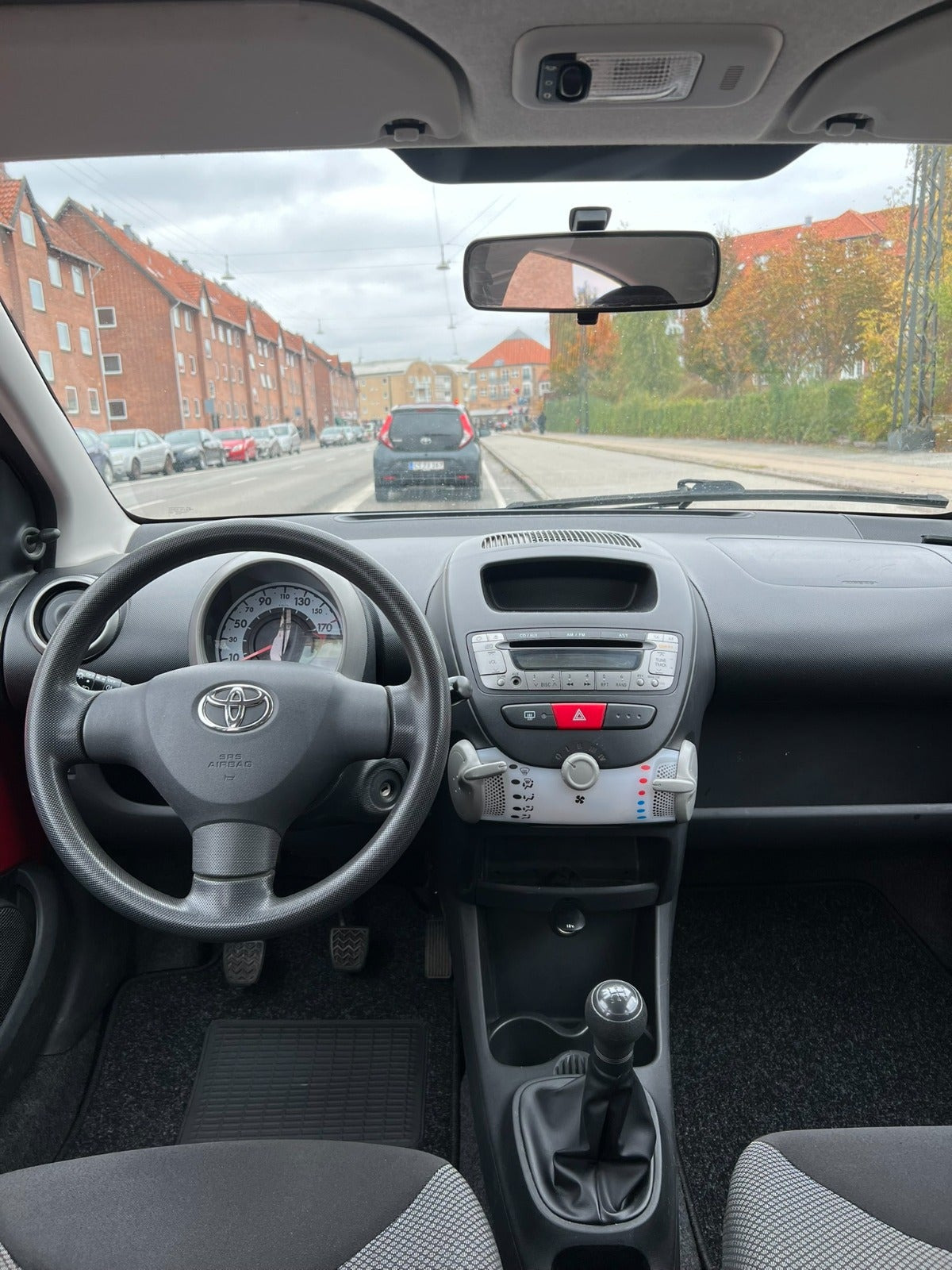 Grøn Toyota Aygo fra 2012
