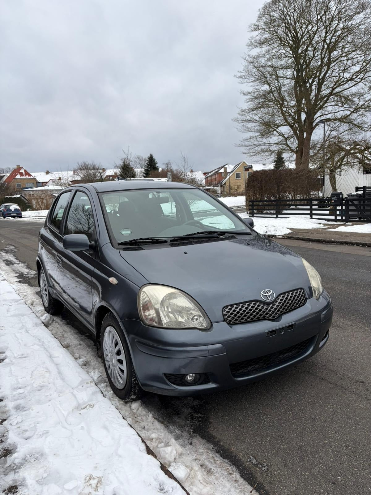 Toyota Yaris 1,0 Luna