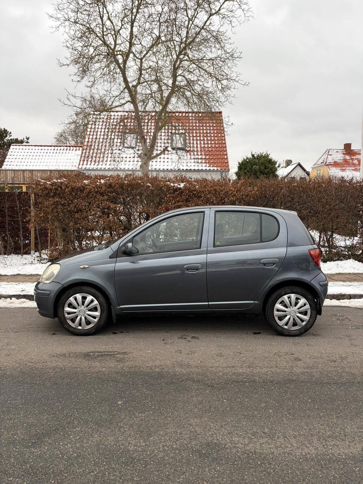 undefined Toyota Yaris fra 2004