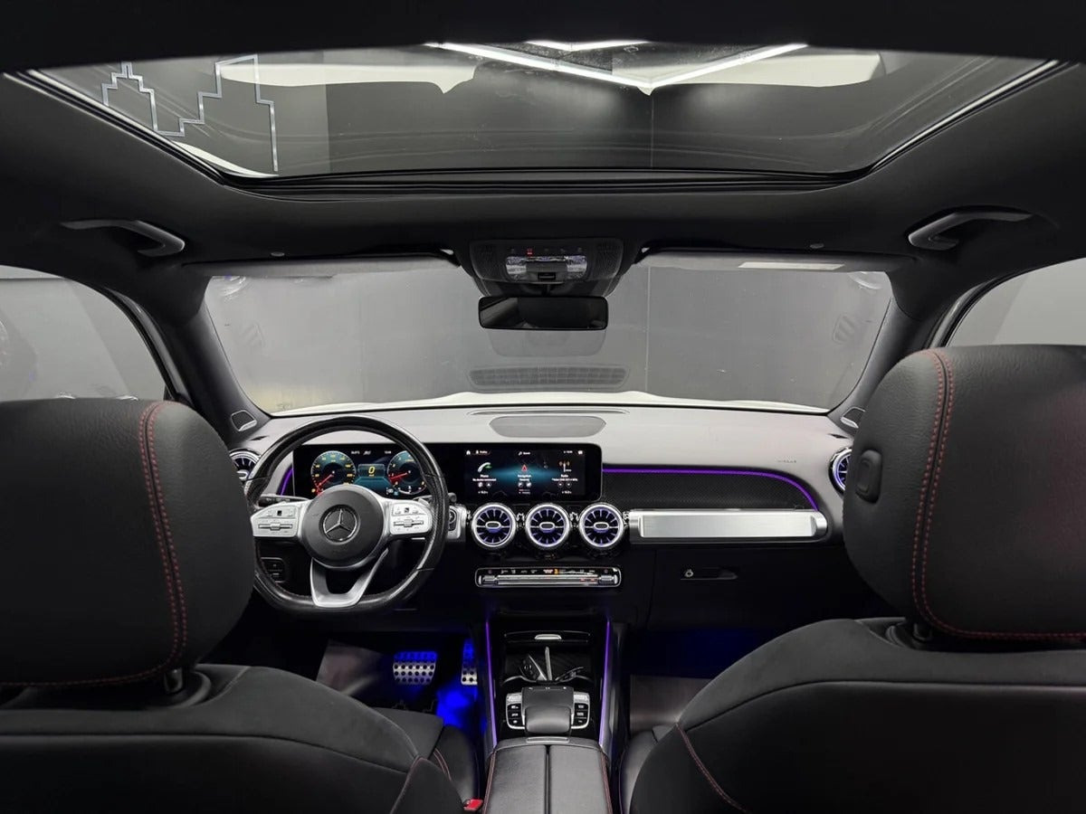 Hvid Mercedes GLB250 fra 2020