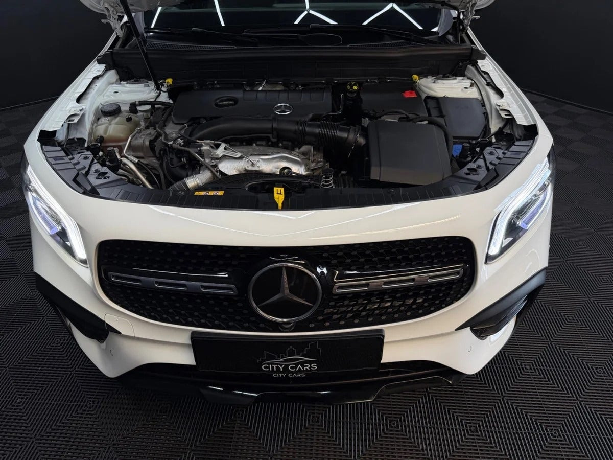 Hvid Mercedes GLB250 fra 2020