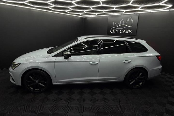 Grå Seat Leon fra 2020