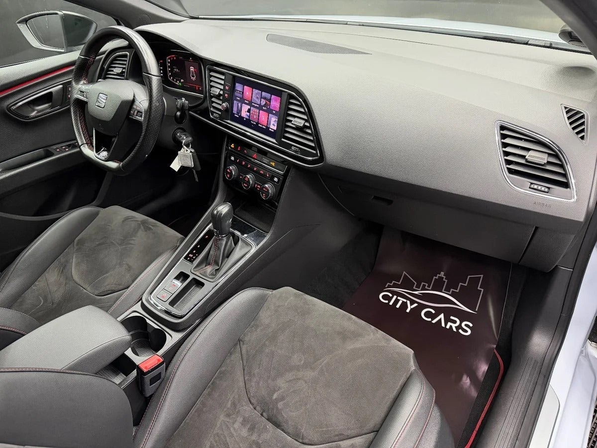 Grå Seat Leon fra 2020