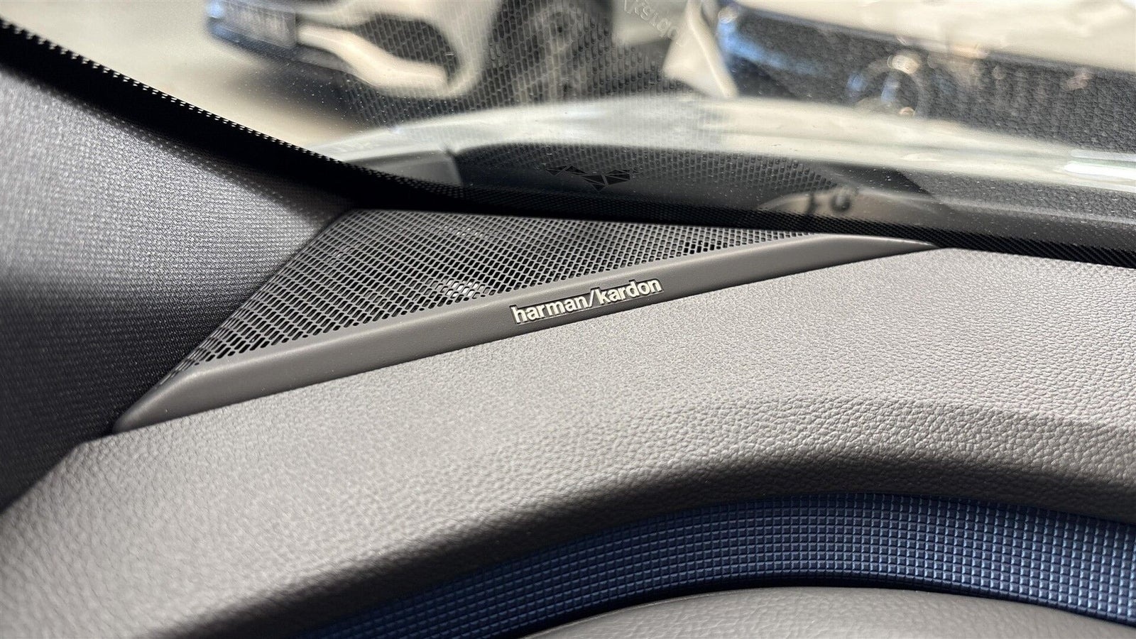 Grå Renault Megane E-Tech fra 2026