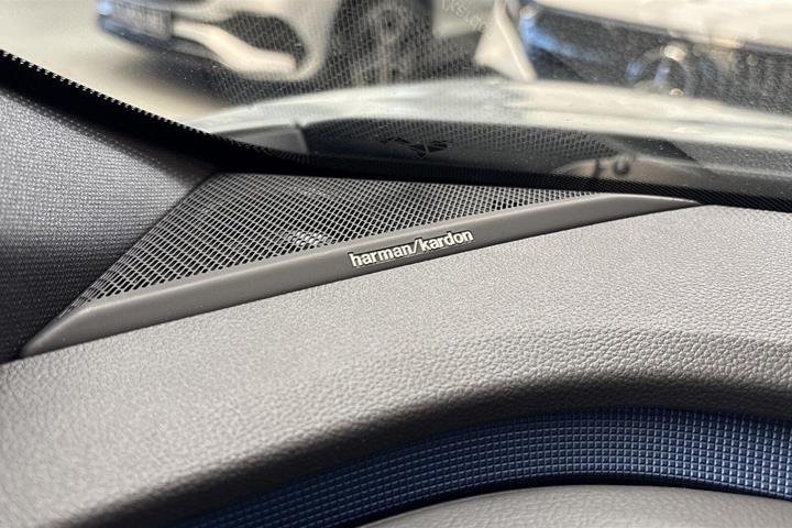 Grå Renault Megane E-Tech fra 2026