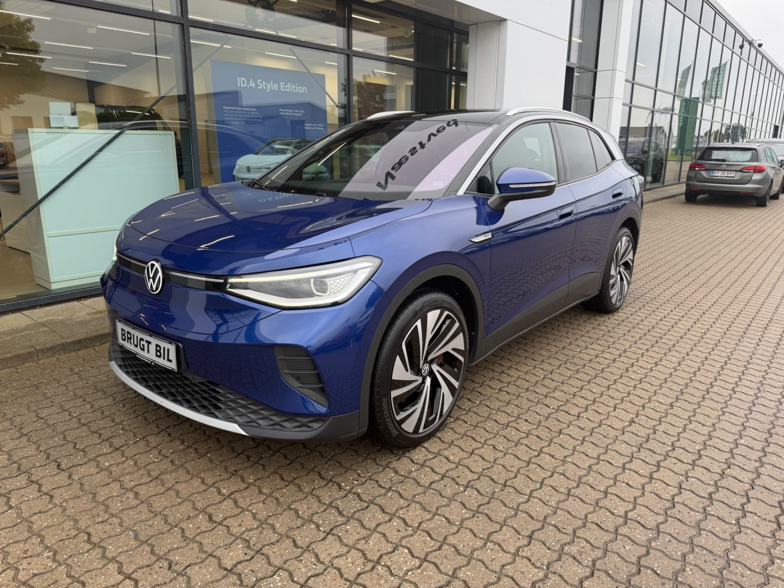 Blå VW ID.4 fra 2022