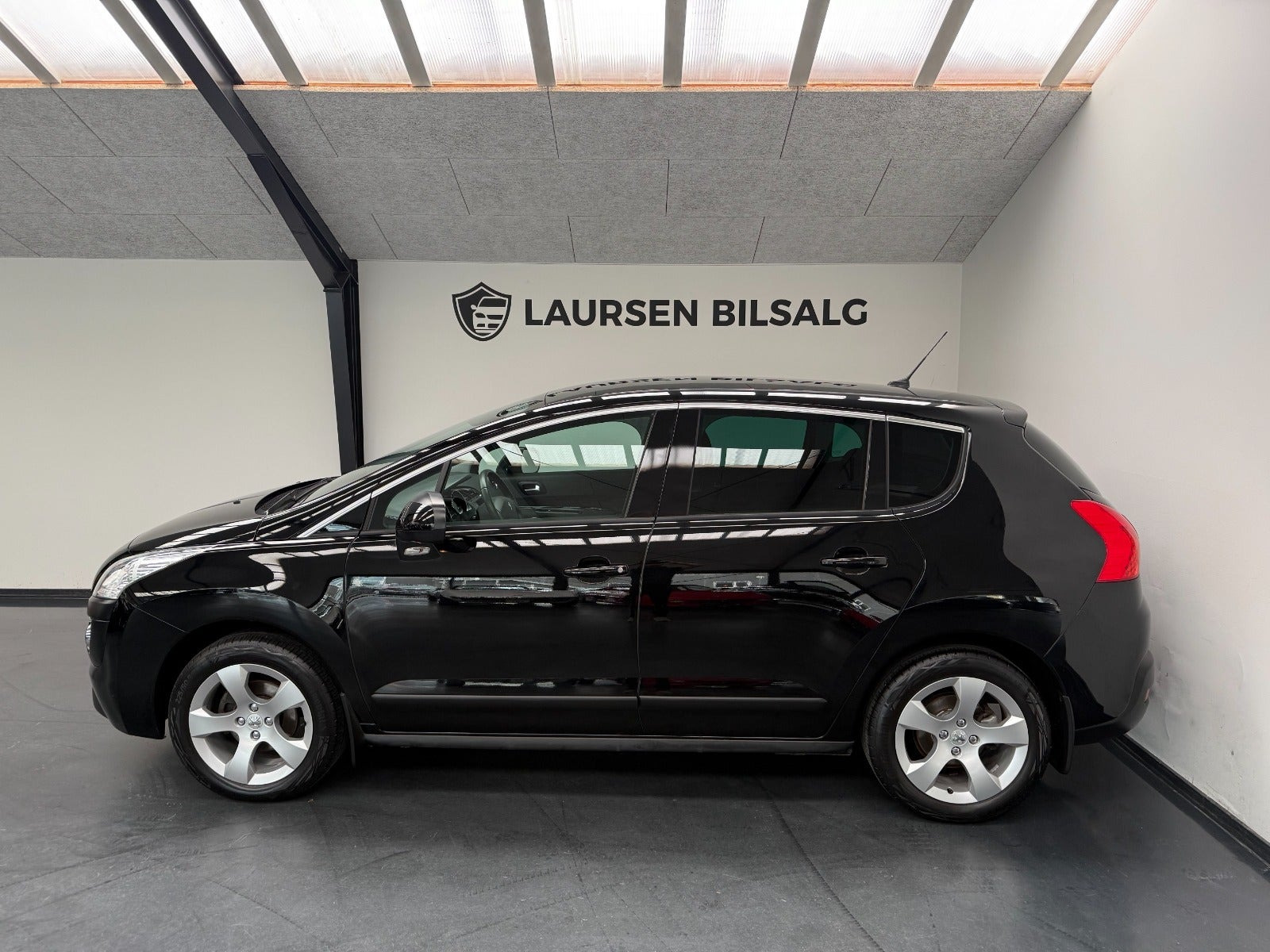 Sort Peugeot 3008 fra 2011