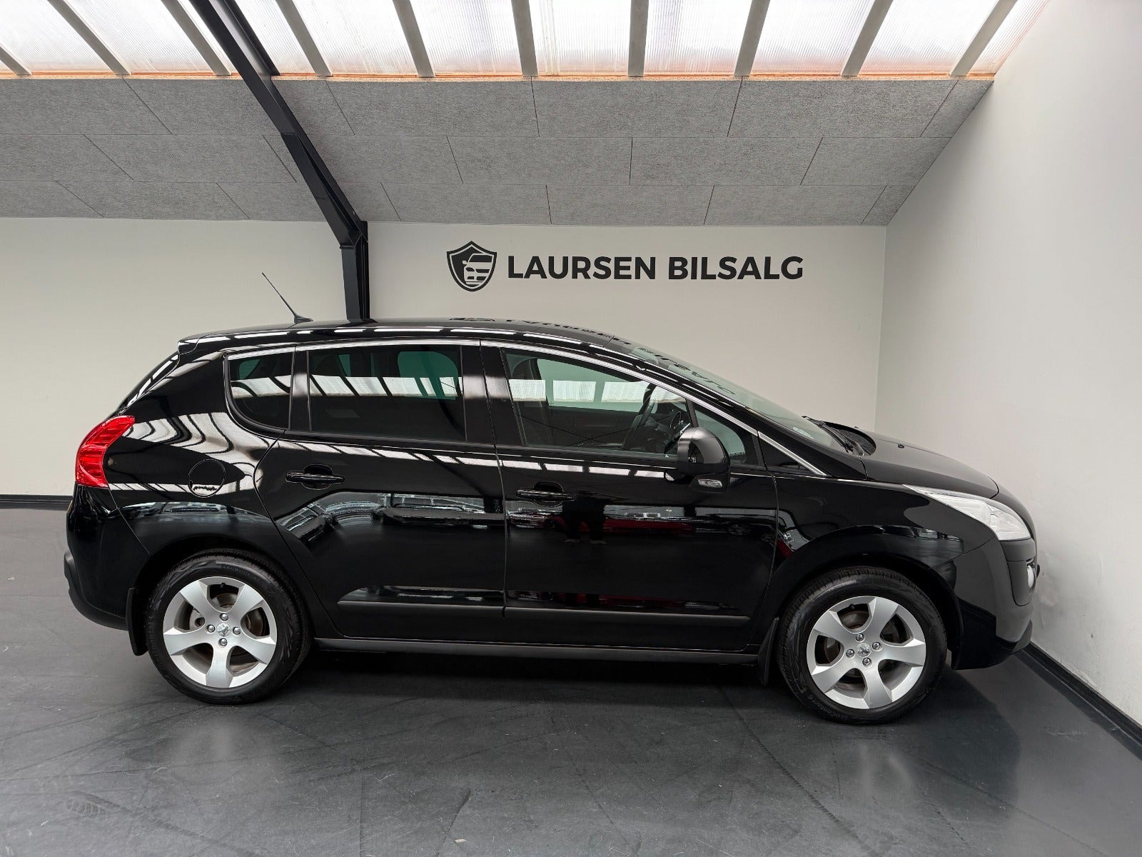 Sort Peugeot 3008 fra 2011