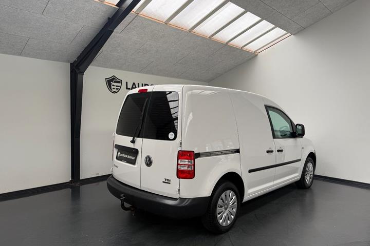 Hvid VW Caddy fra 2012