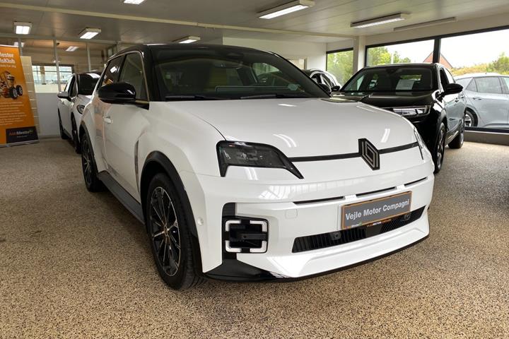 Hvid Renault 5 E-Tech fra 2025