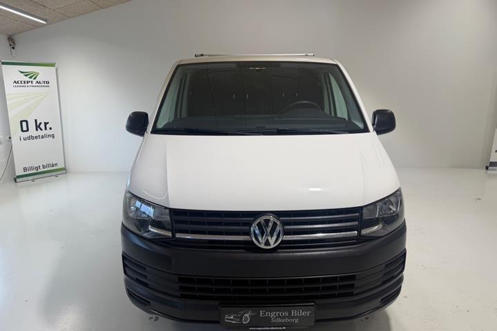 Hvid VW Transporter fra 2018