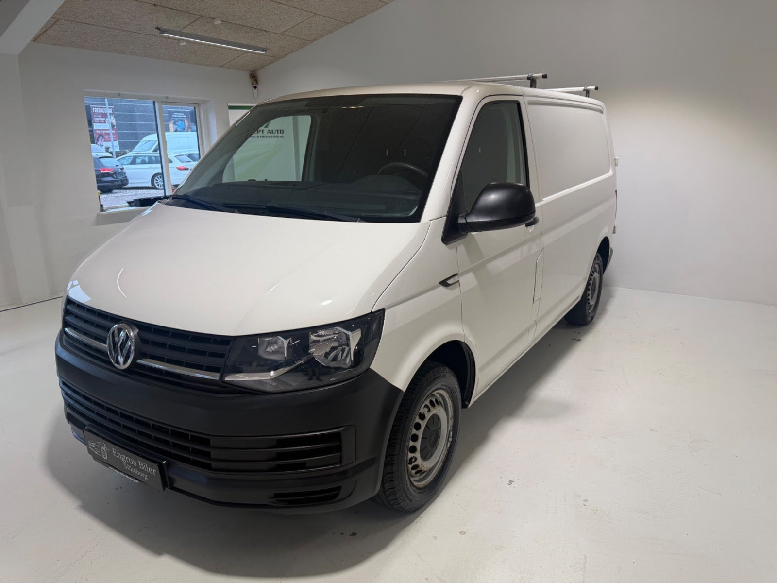 Hvid VW Transporter fra 2018
